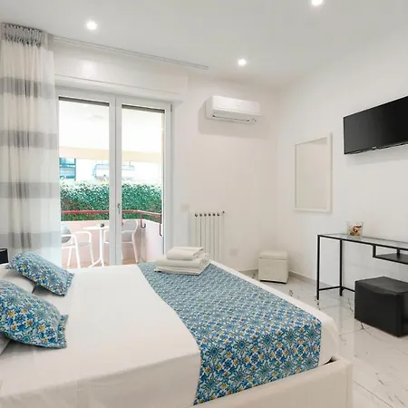 Deluxe Bed and breakfast 4*