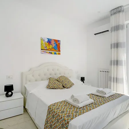 Deluxe Bed and breakfast 4*